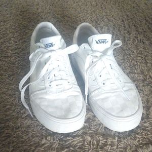 Women's Vans white checkered lace up sneakers